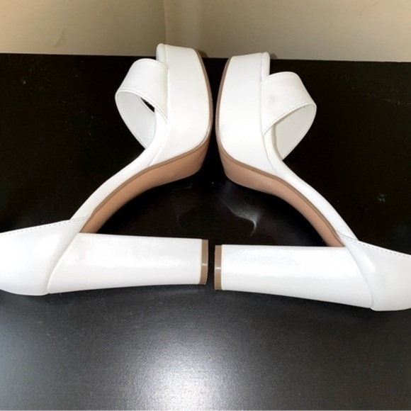 White platform chunky high heels size 7.5 EUC worn once! Comes in orig box. - Picture 7 of 13